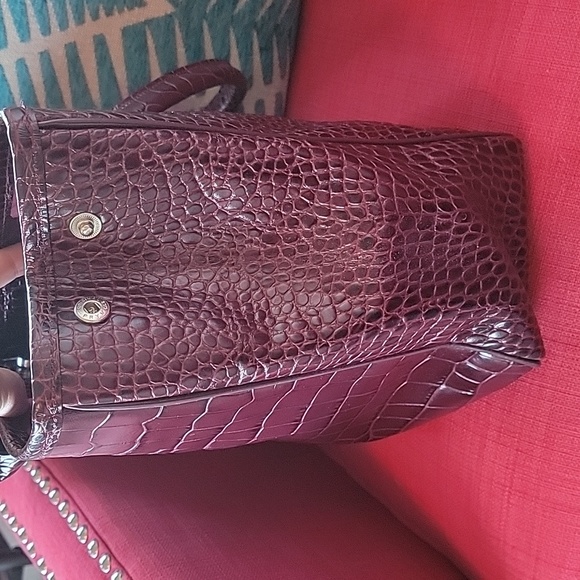 Longchamp Roseau Croc Embossed Tote - Picture 7 of 13